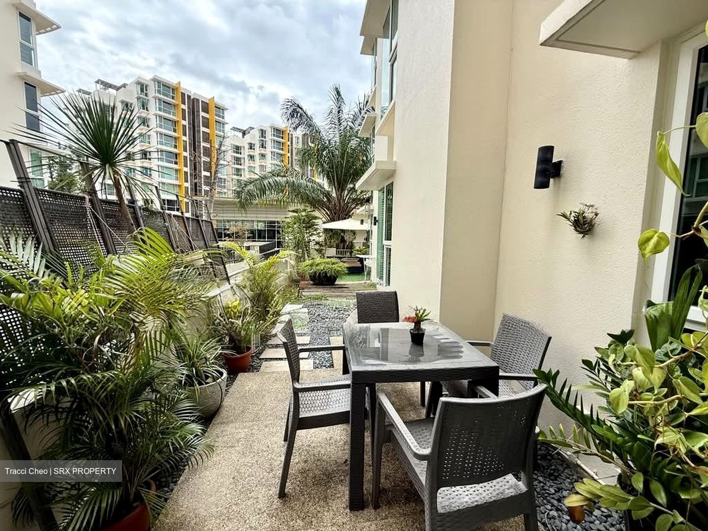 Savannah Condopark (D18), Condominium #570640471